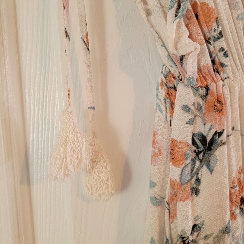 Boho Floral V-Neck Dress - Picture 5 of 8